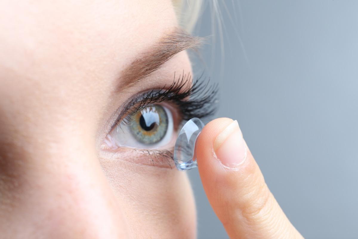 Contact Lens Consultation & Fitting